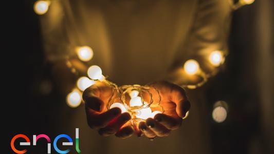 Le caratteristiche dell’offerta Scegli Oggi Luce di Enel Energia, come prezzo e vantaggi.